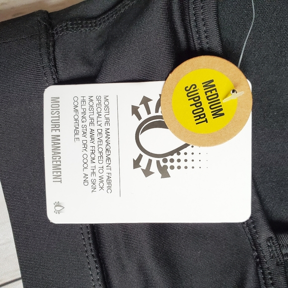 Reebok Sports Bra - Picture 6 of 7